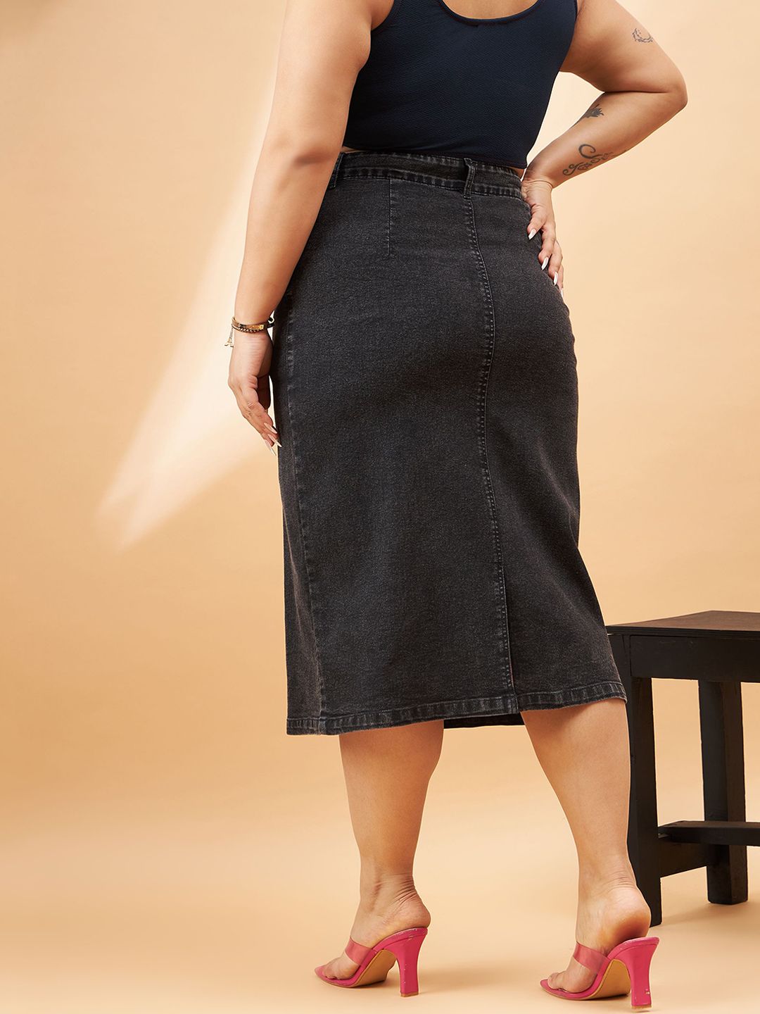 SASSAFRAS Curve Plus Size Midi A-Line Skirt
