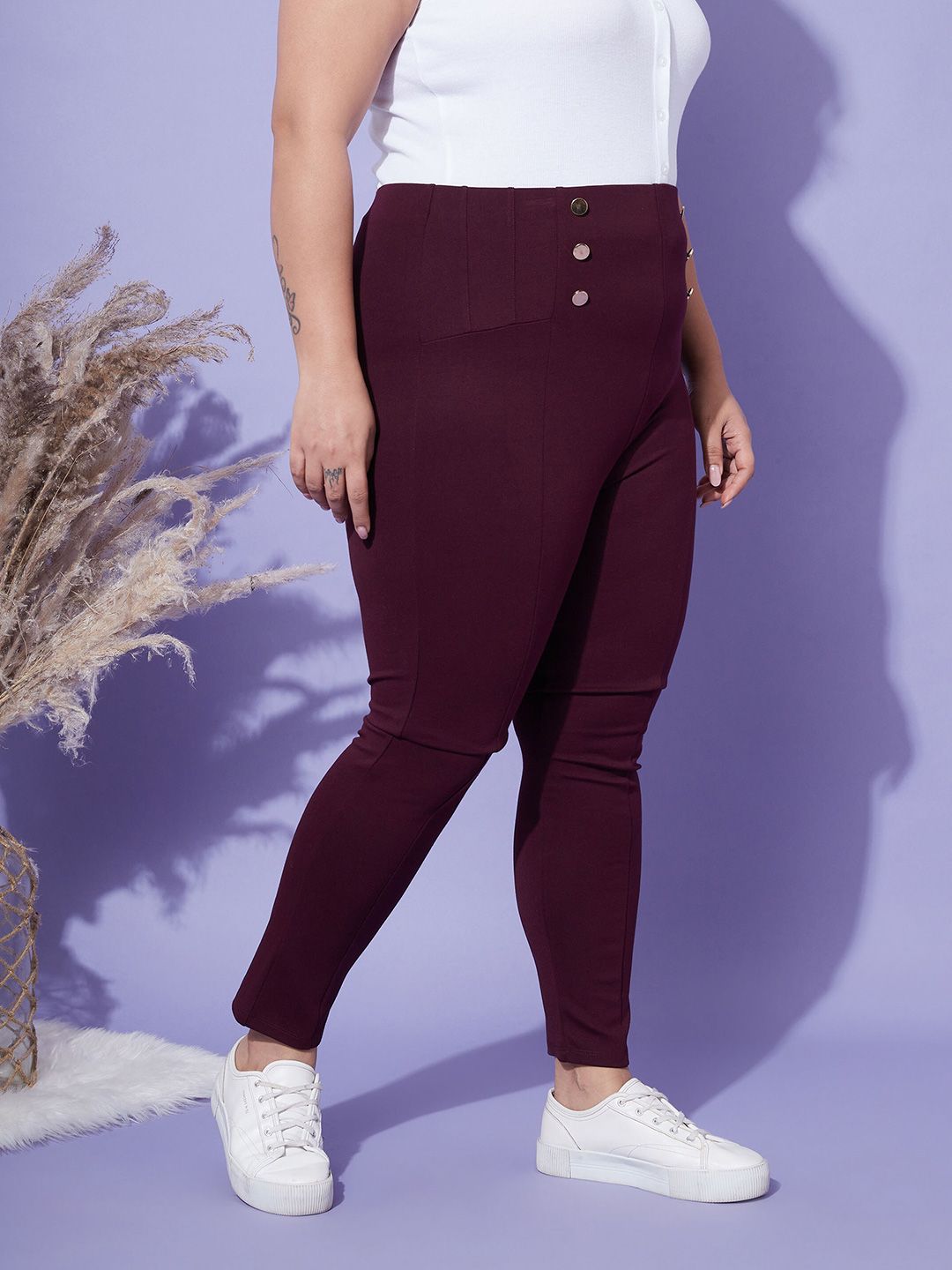 SASSAFRAS Curve Women Plus Size Mid-Rise Slim Fit Jeggings