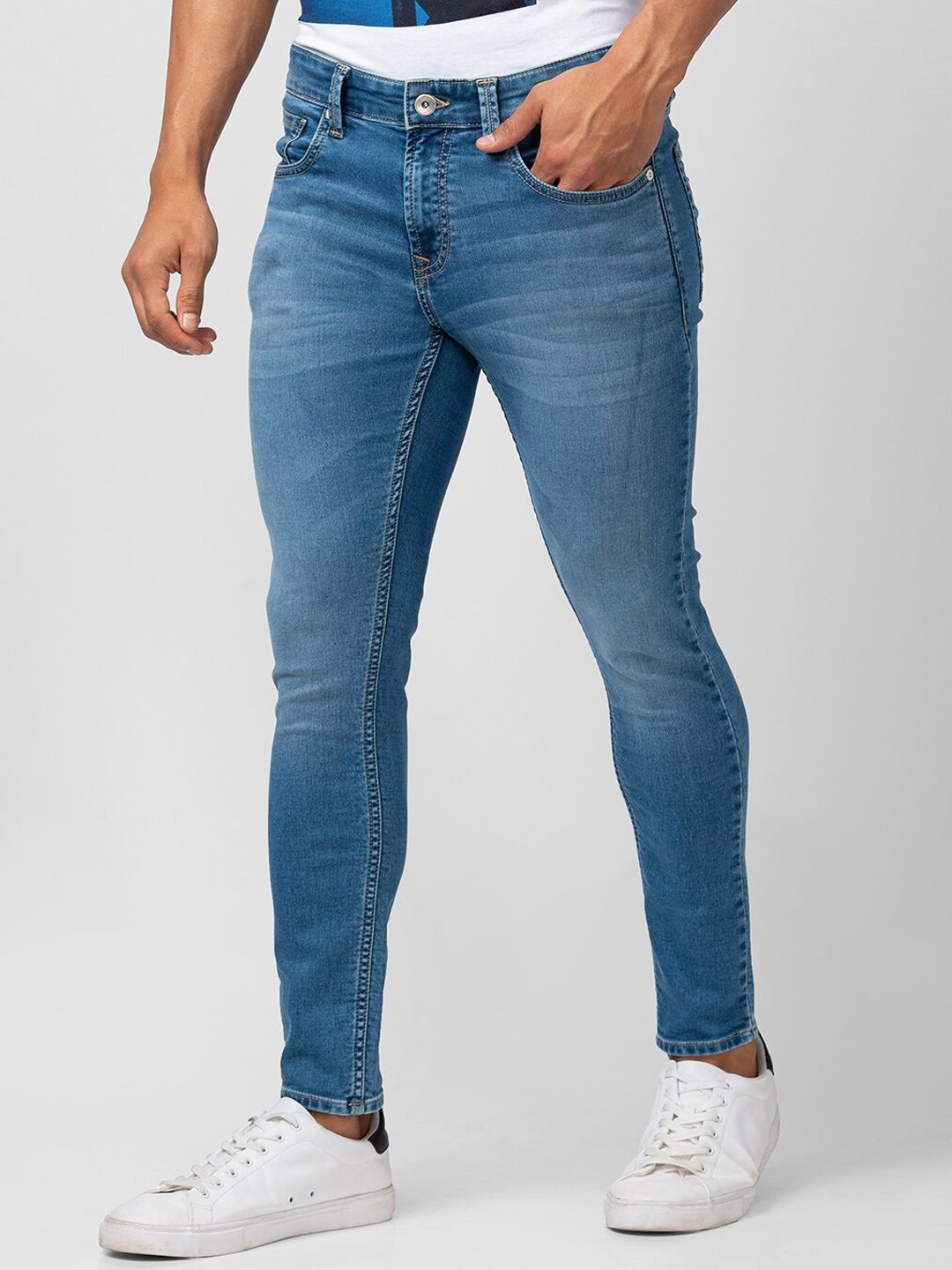 SPYKAR Men Kano Slim Fit Mid-Rise Heavy Fade Stretchable Cotton Jeans