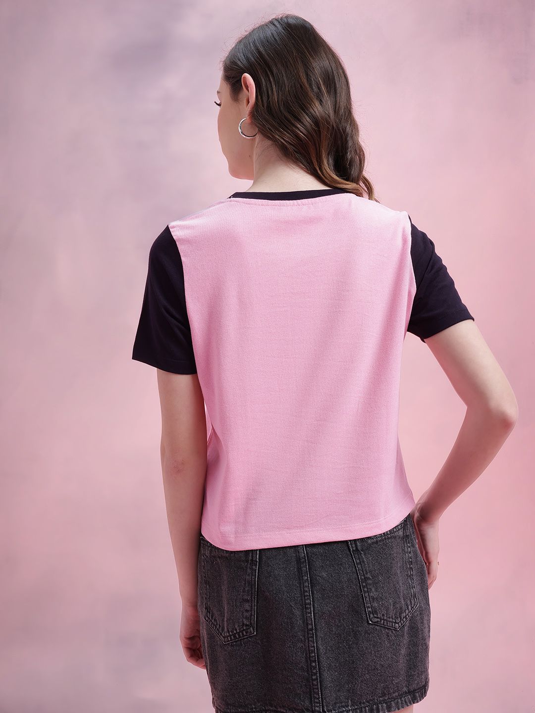 T-shirt bercetak varsity dressberry