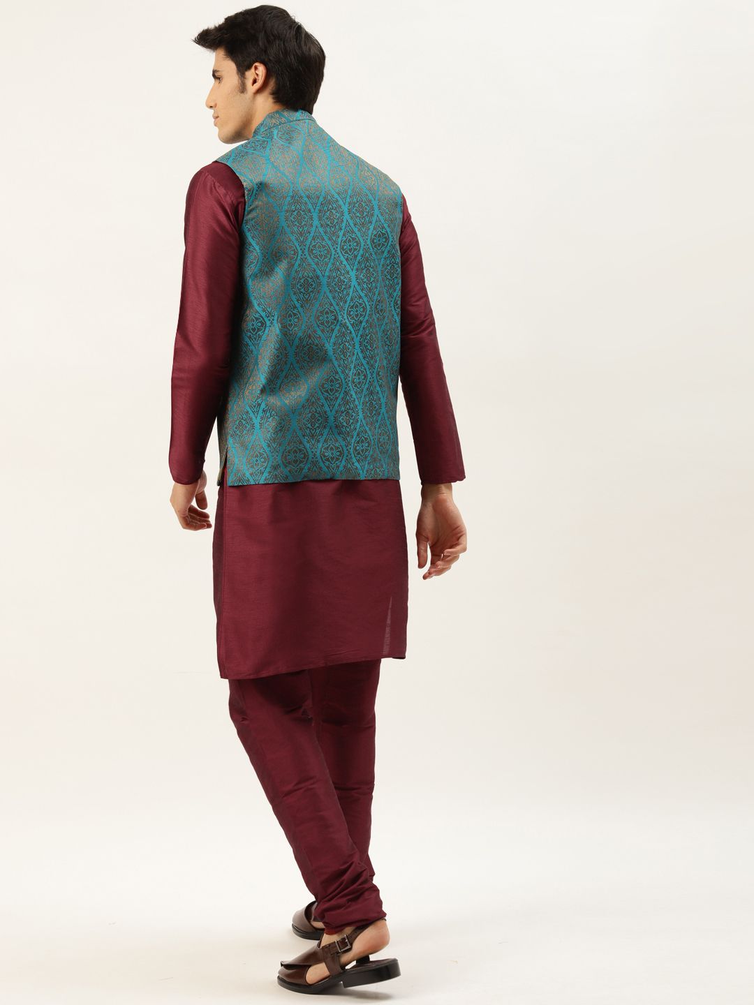 SOJANYA Men Maroon Kurta with Churidar & Nehru Jacket