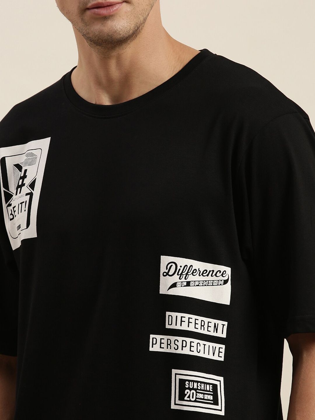 Difference of Opinion Men Black Printed Loose Fit T-shirt