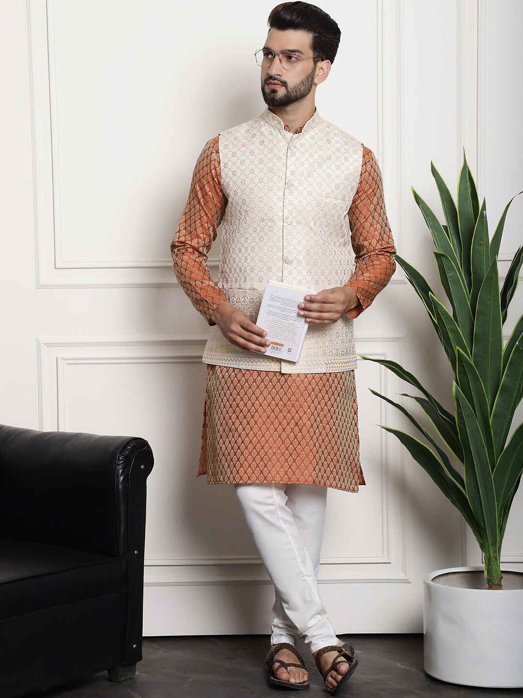 SOJANYA Ethnic Motifs Woven Design Regular Kurta & Churidar With Nehru Jacket