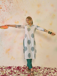 Indo Era Floral Printed Pure Cotton Kurta