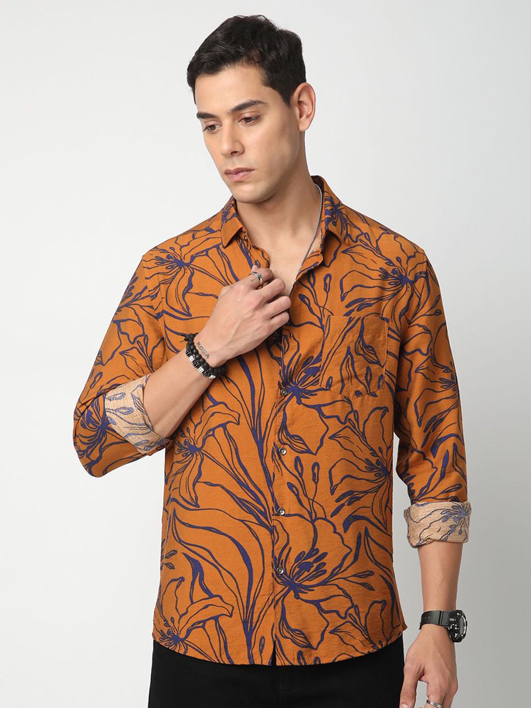 VASTRADO Men Classic Spread Collar Floral Printed Slim Fit Casual Shirt