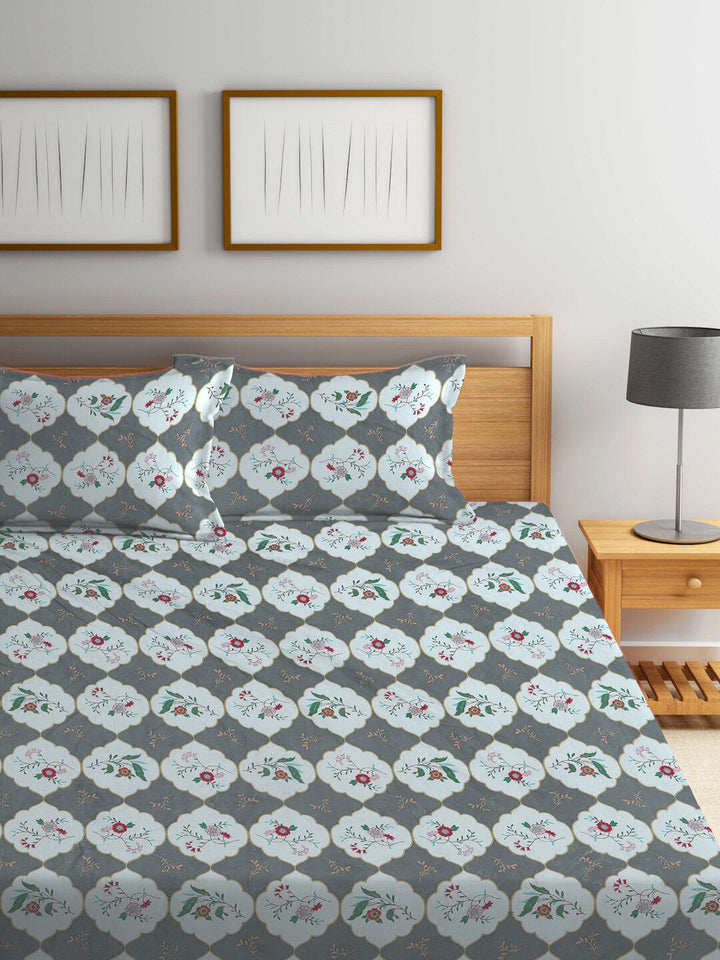 KLOTTHE Grey & White Floral 300 TC Super King Bedsheet with 2 Pillow Covers