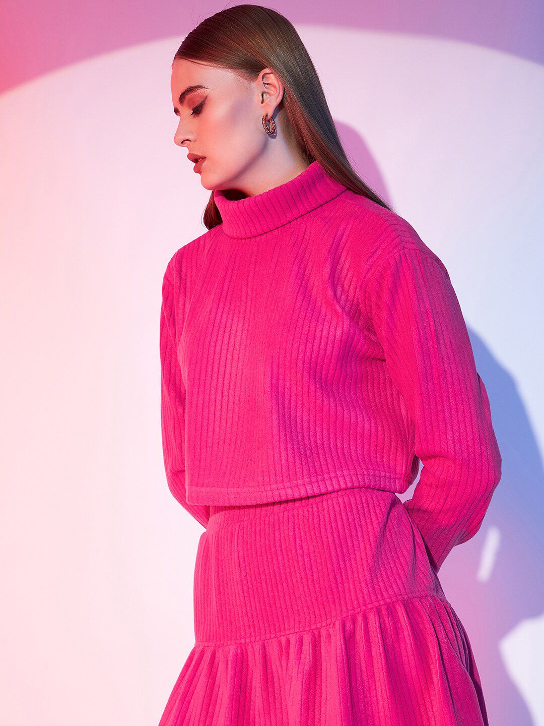 STREET 9 Turtle Neck Crop Top