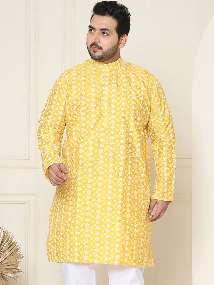 SOJANYA PLUS Lelaki Sawi Kuning & Putih Chikankari Sulam Kurta