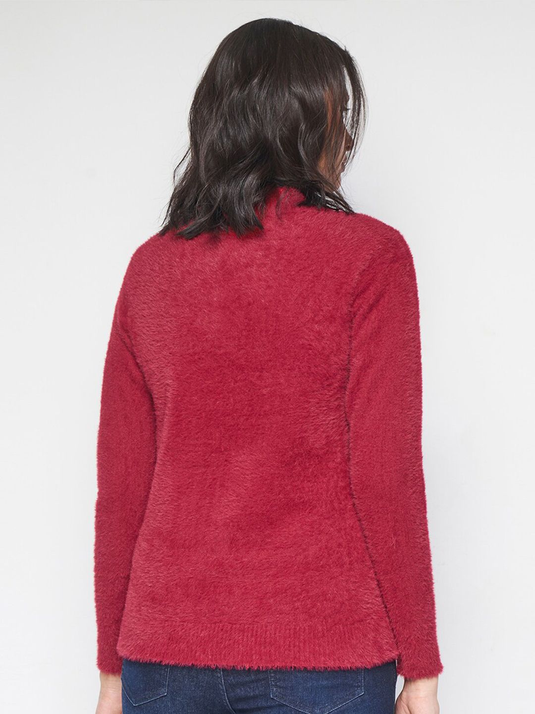 AND Round Neck Long Sleeves Top