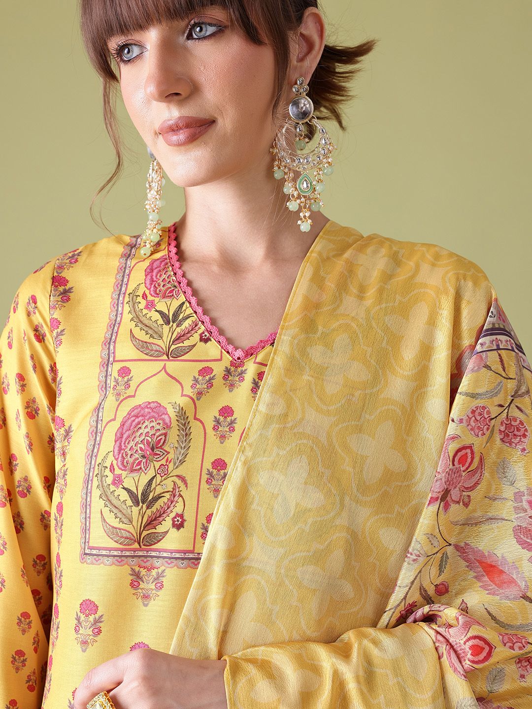 Anouk Women Floral Printed Regular Kurta with Trousers & Dupatta with Lace Detail