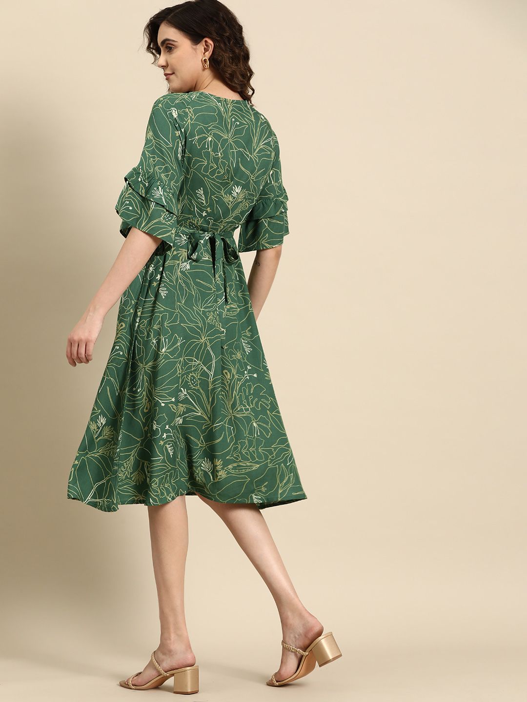 all about you Floral Print Tie-Up Neck A-Line Dress
