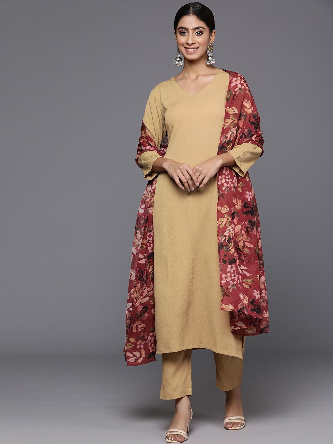 Varanga Regular Silk Crepe Kurta with Trousers & Dupatta