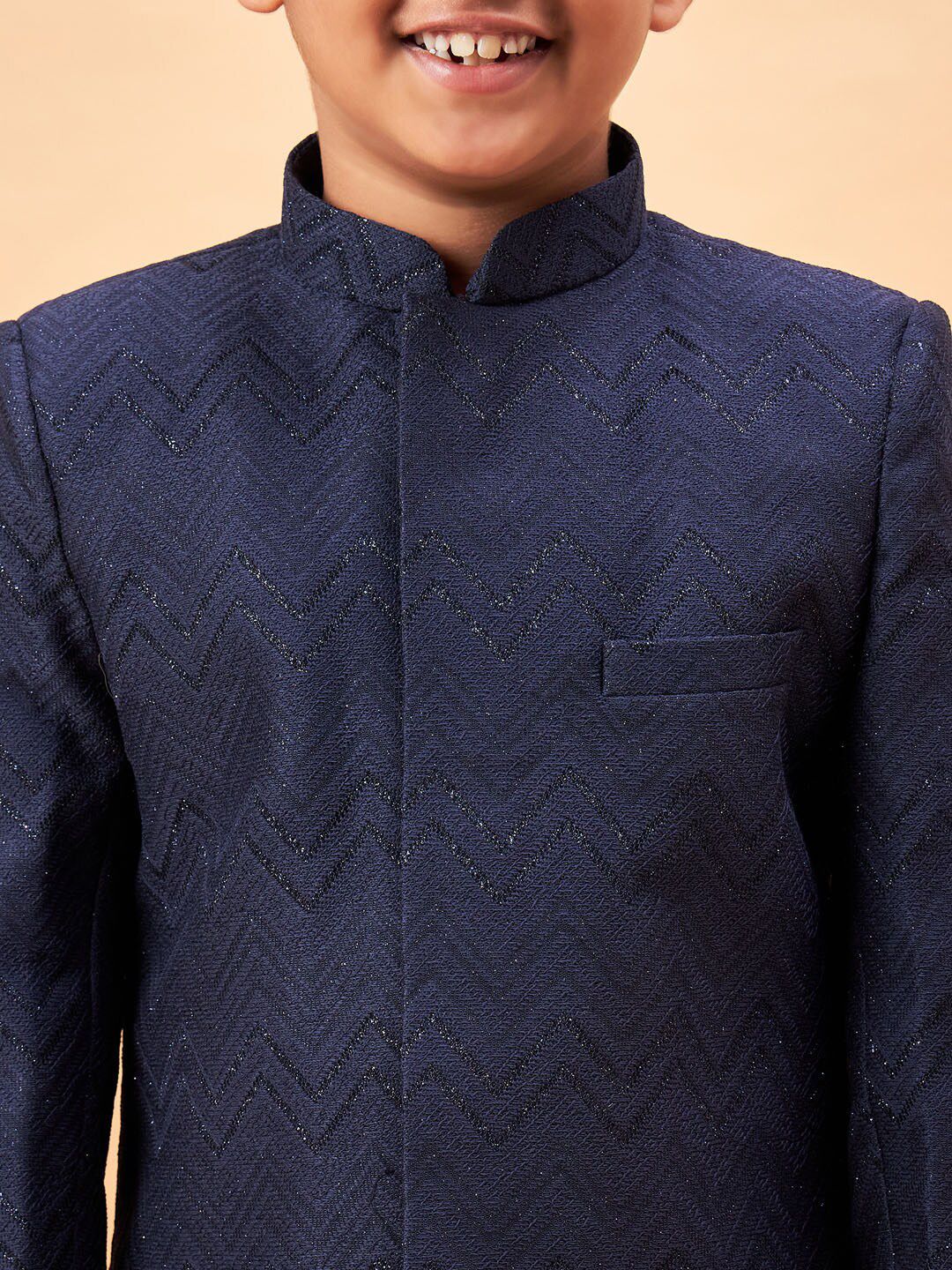 Vastramay Boys Reka Bentuk Diri Mandarin Collar Sherwani Set