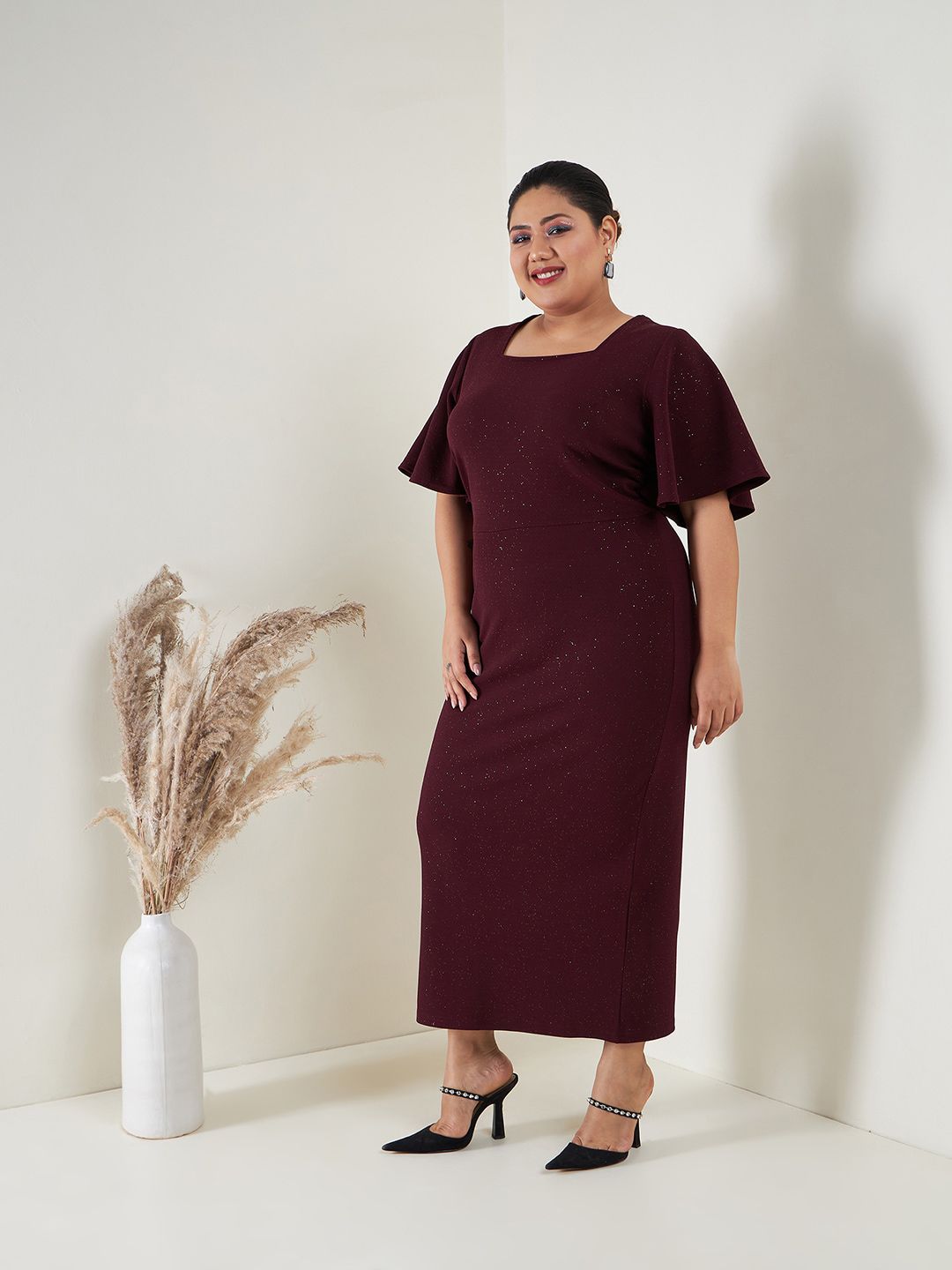 SASSAFRAS Curve Plus Size Flared Sleeves Square Neck Maxi Sheath Dress