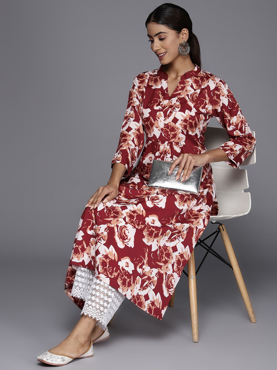 Varanga Floral Printed Mandarin Collar Crepe Kurta