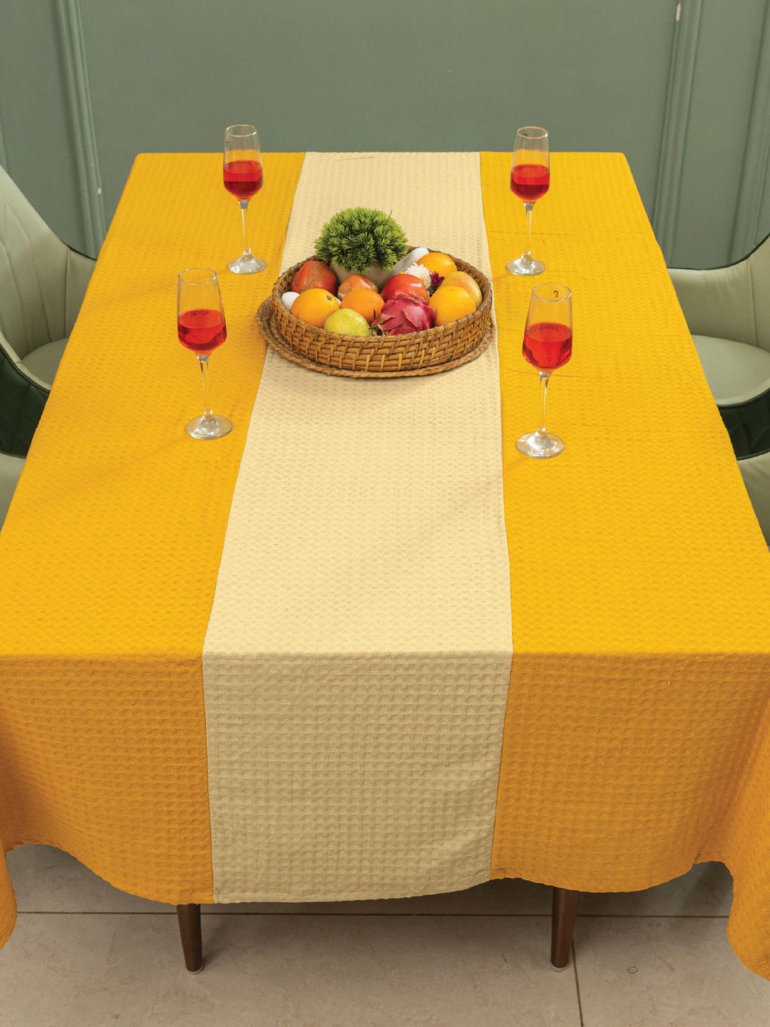 URBAN SPACE Mustard & Beige Geometric Printed Anti-Slip Cotton 6-Seater Table Cover