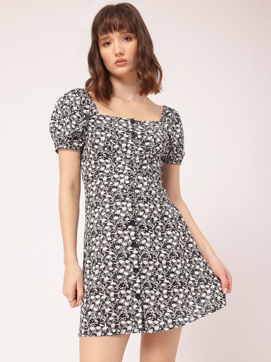 DressBerry Feisty Fashionista Square Neck Monochrome Printed Mini Dress