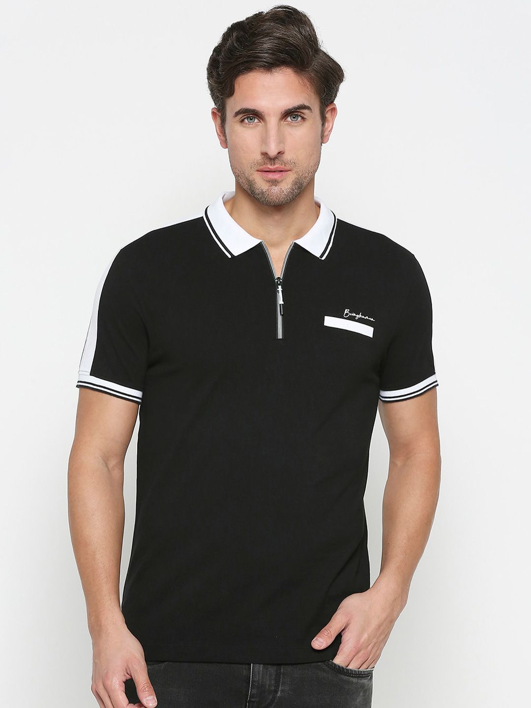 Menjadi T-Shirt Kasual Polo Manusia