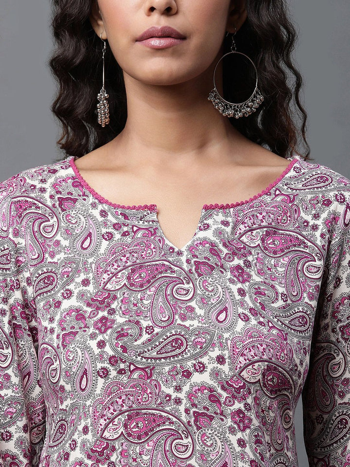 AURELIA Ethnic Motifs Printed Straight Kurti