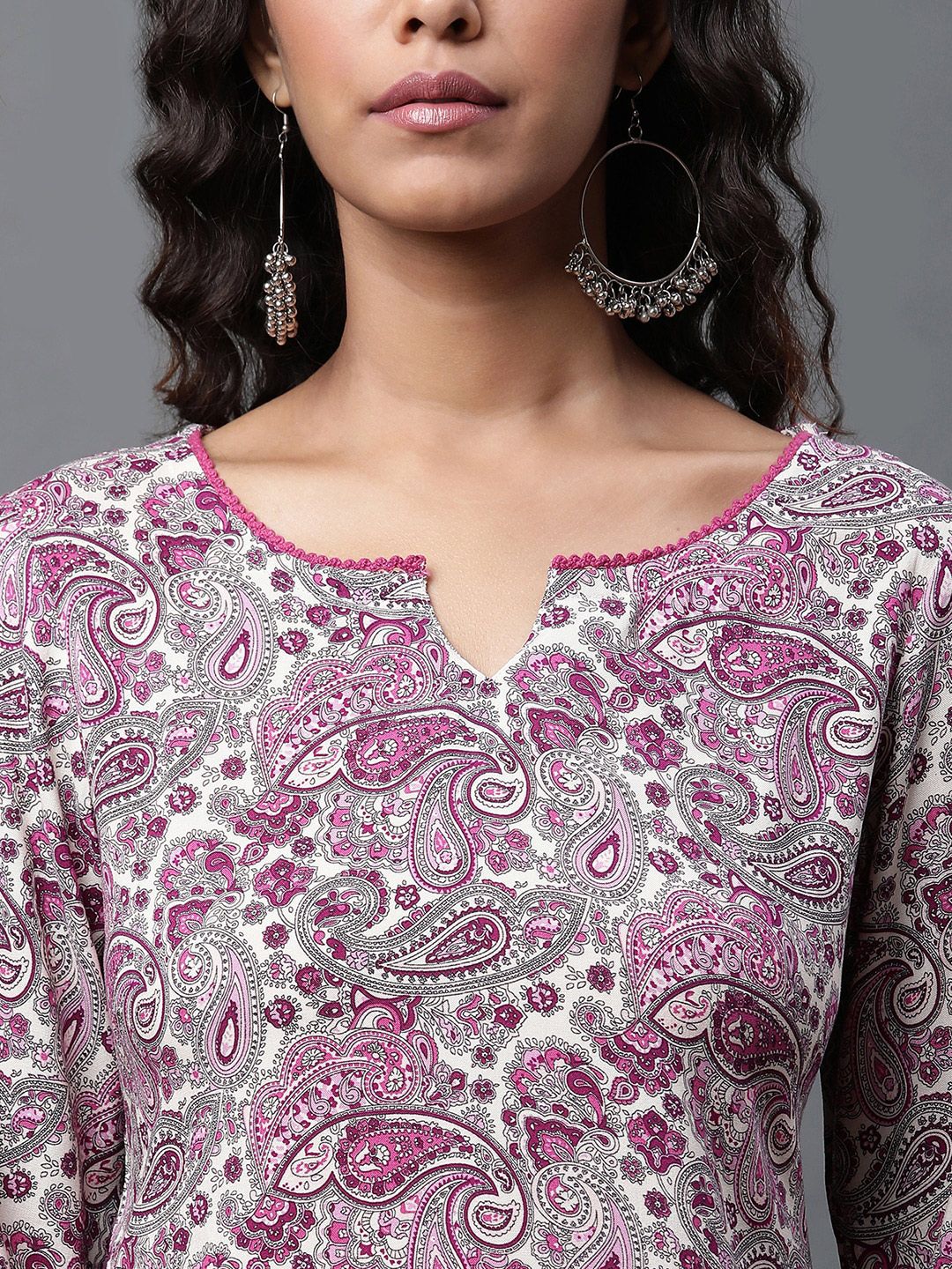AURELIA Ethnic Motifs Printed Straight Kurti