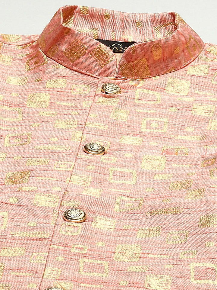 SOJANYA Men Pink Kurta with Churidar