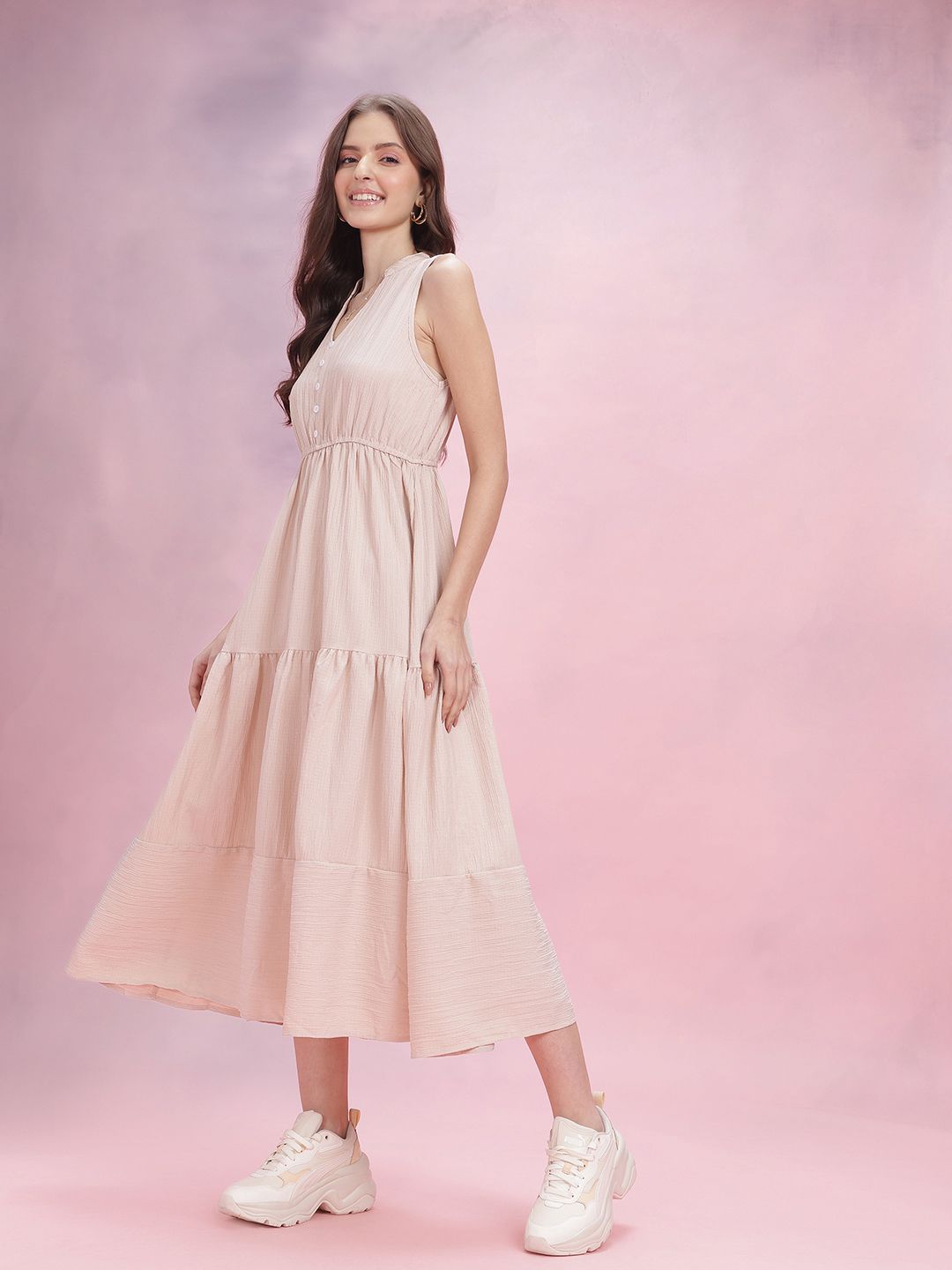 DressBerry Crinkled Empire Midi Dress