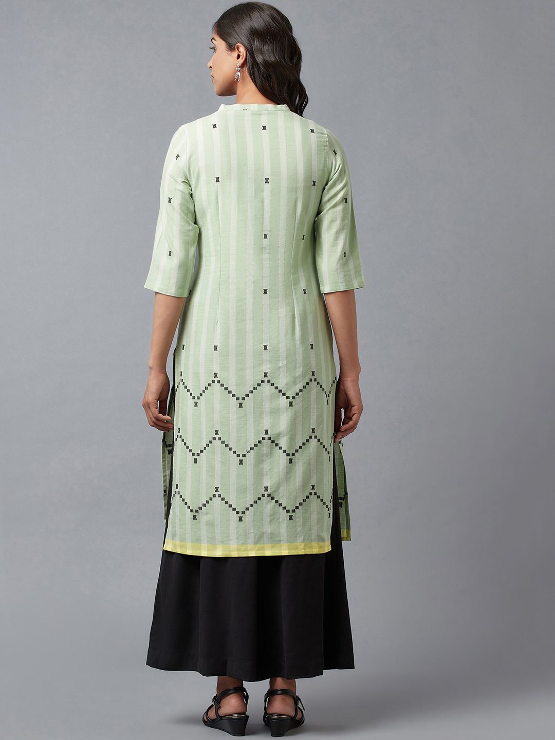 W Women Green Geometric Kurta