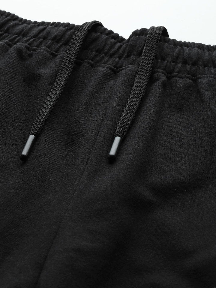 HRX by Hrithik Roshan Men Printed Detail Mid-Rise Regular Fit Lifestyle Trackpants