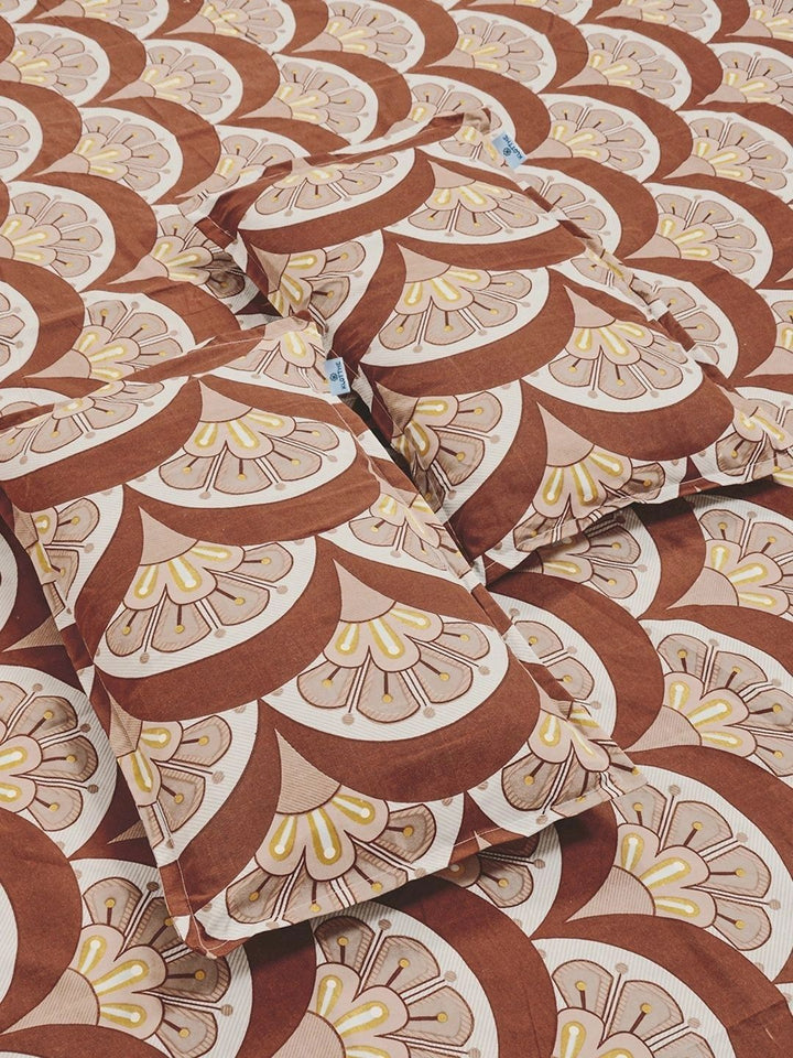 Moda Rapido X KLOTTHE Bunga Coklat & Berwarna Krim Cadar King 300 TC dengan 2 Sarung Bantal