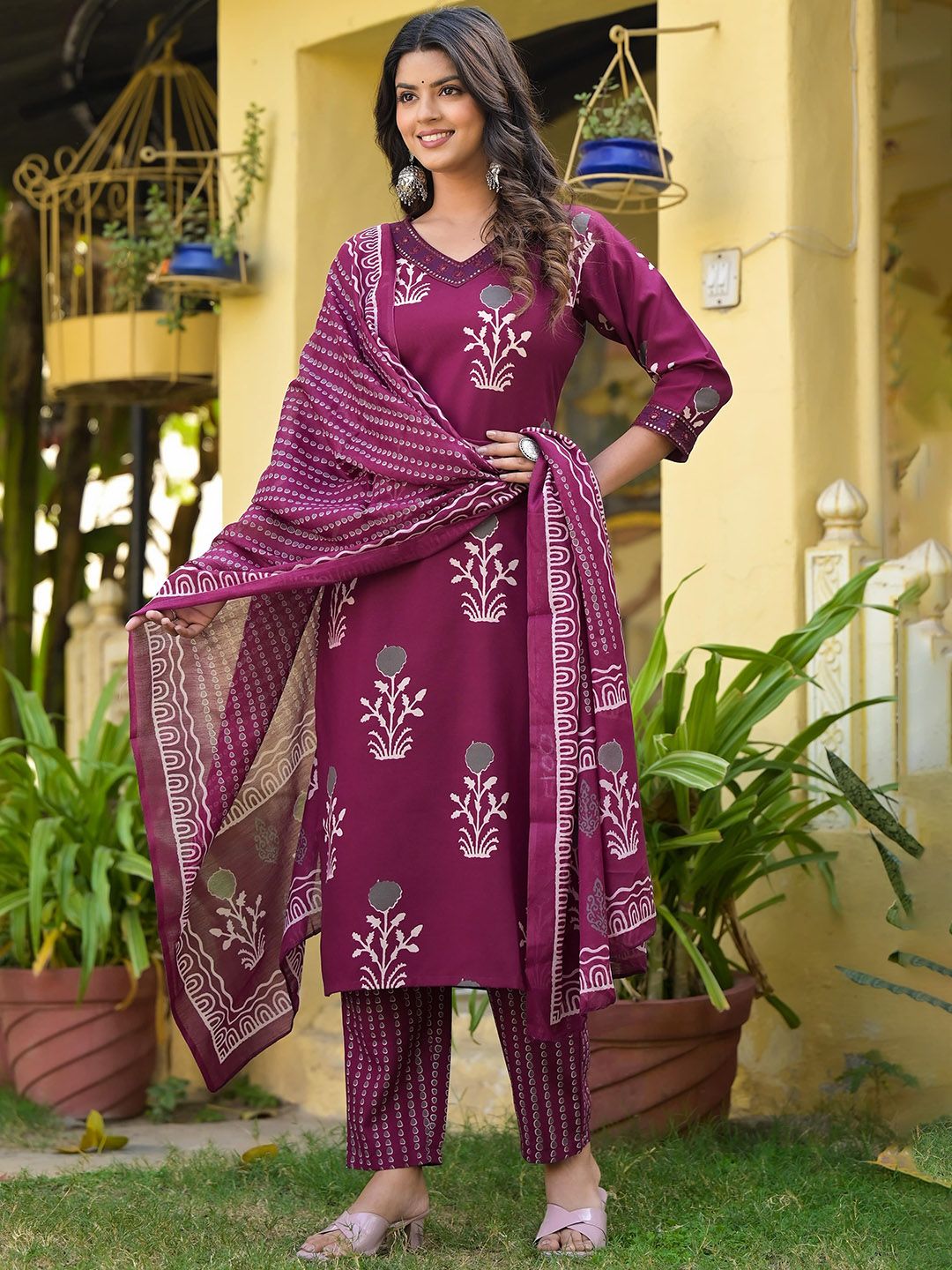 KALINI Floral Printed Regular Thread Work Straight Kurta With Trousers & Dupatta