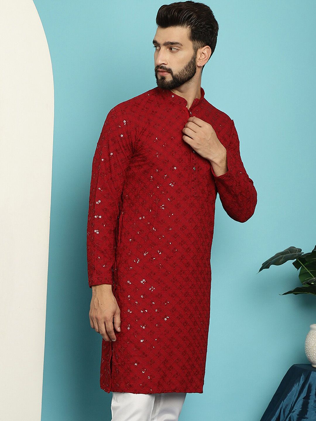 SOJANYA Floral Embroidered Pure Cotton Mirror Work Thread Work Kurta