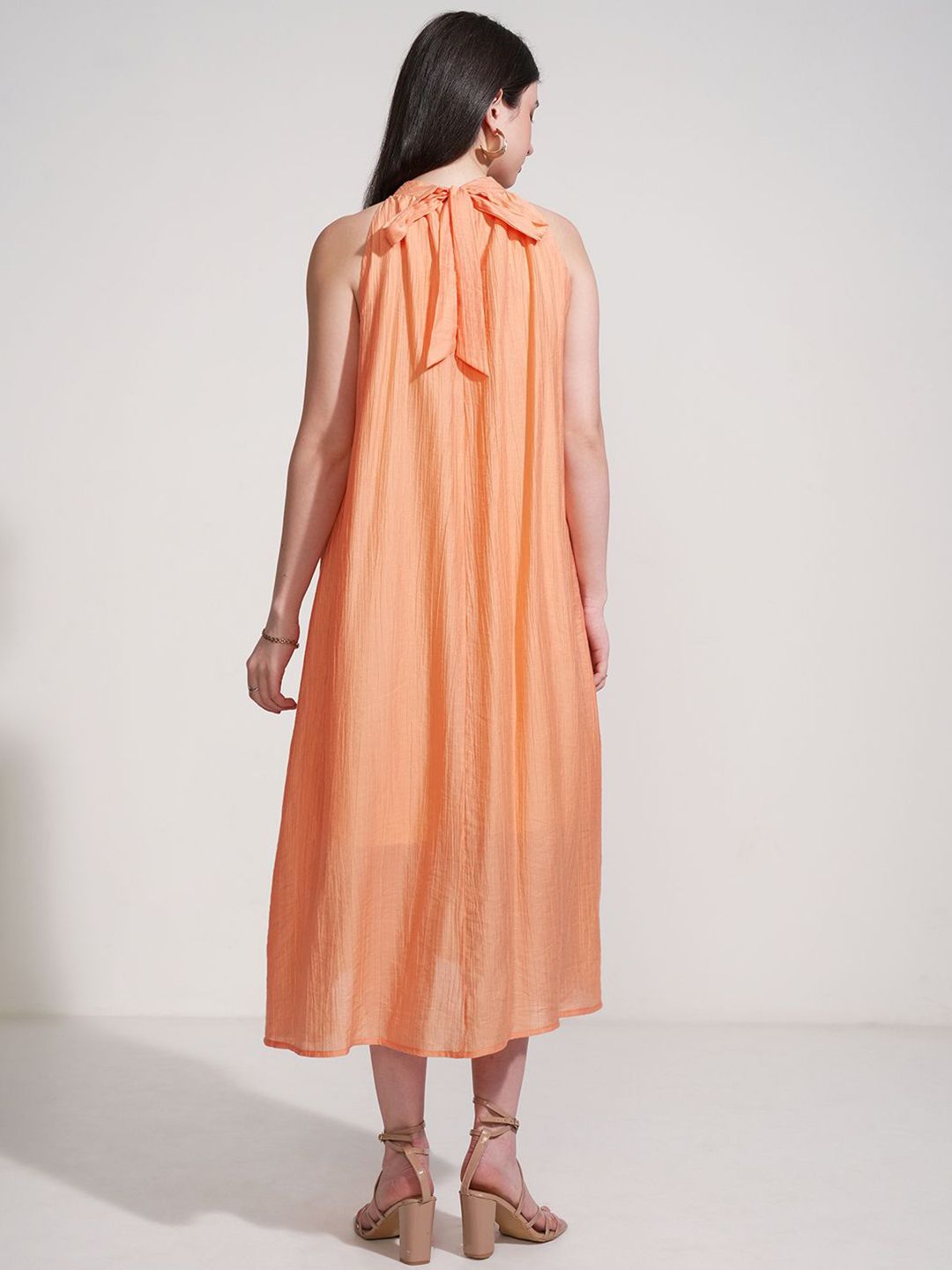 ESPYR By Tokyo Talkies Halter Neck Fit And Flare Maxi Dress