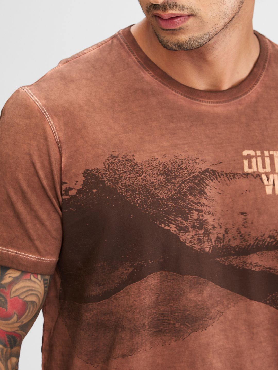 SPYKAR Men Raw Edge Slim Fit T-shirt