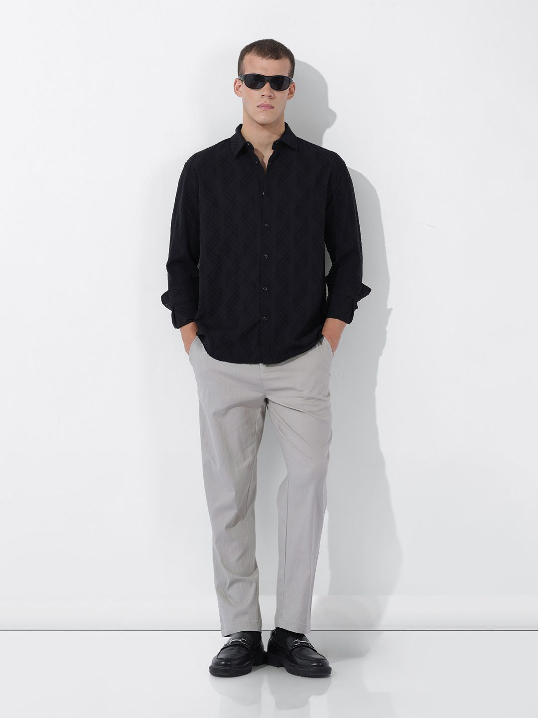 The Indian Garage Co Men Relaxed Fit Solid Dobby Resort Wear Shirt