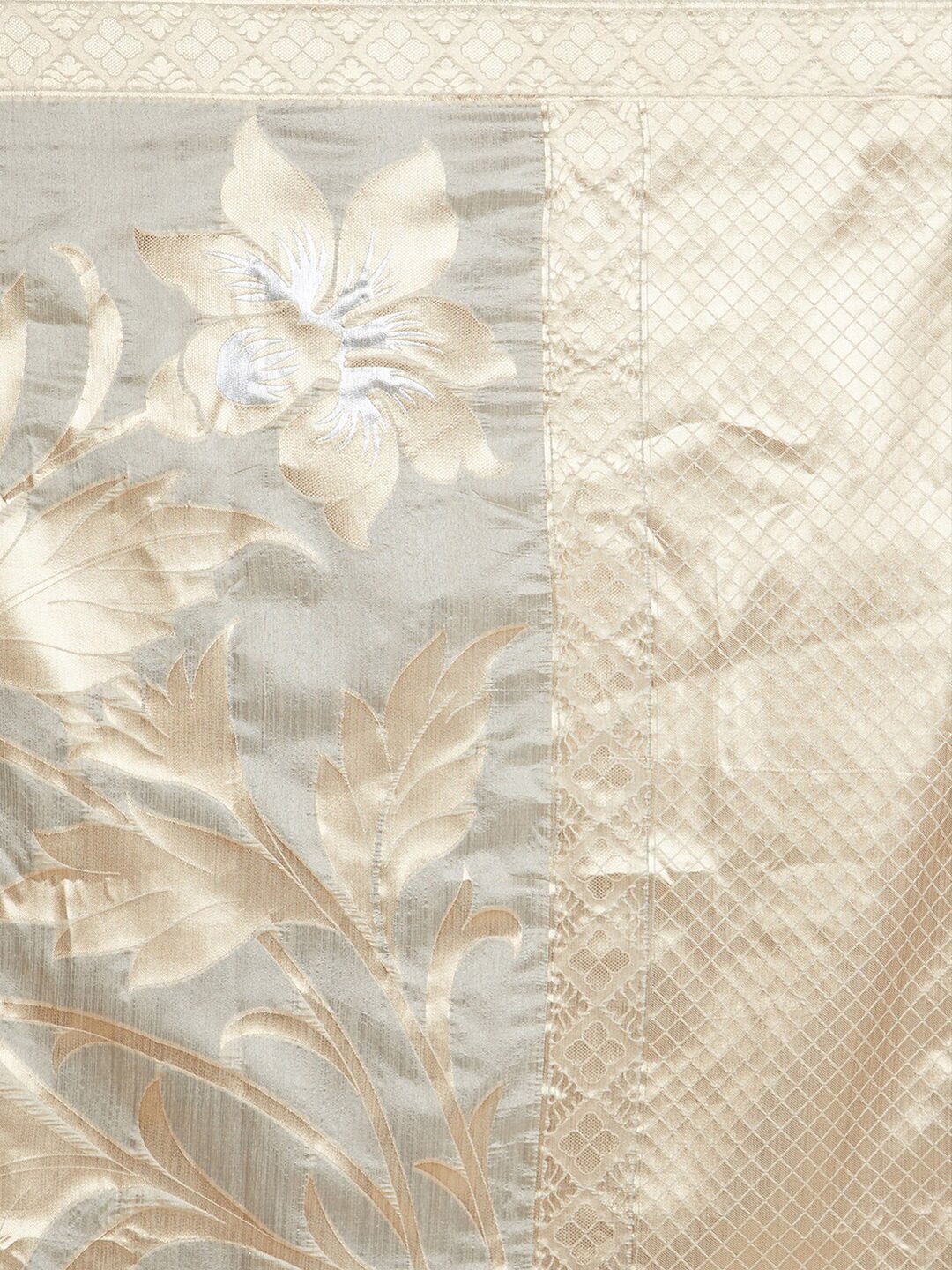 Saree mall Cream & Gold Toned Floral Silk Blend Banarasi Sarees