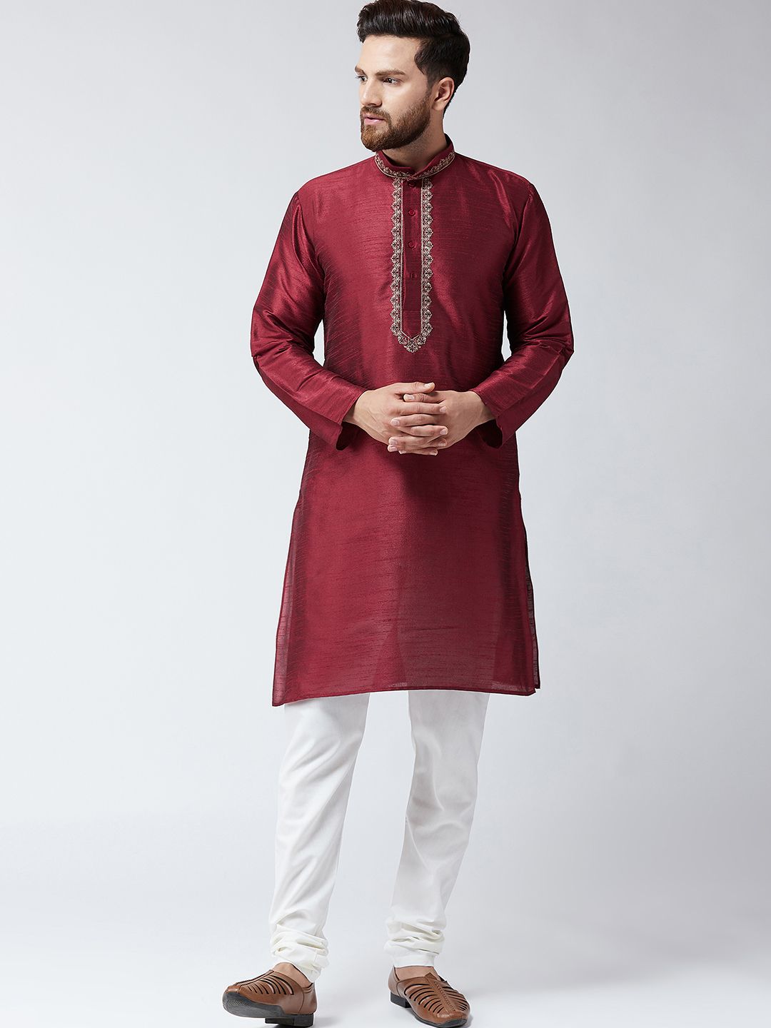 SOJANYA Men Maroon Embroidered Straight Kurta