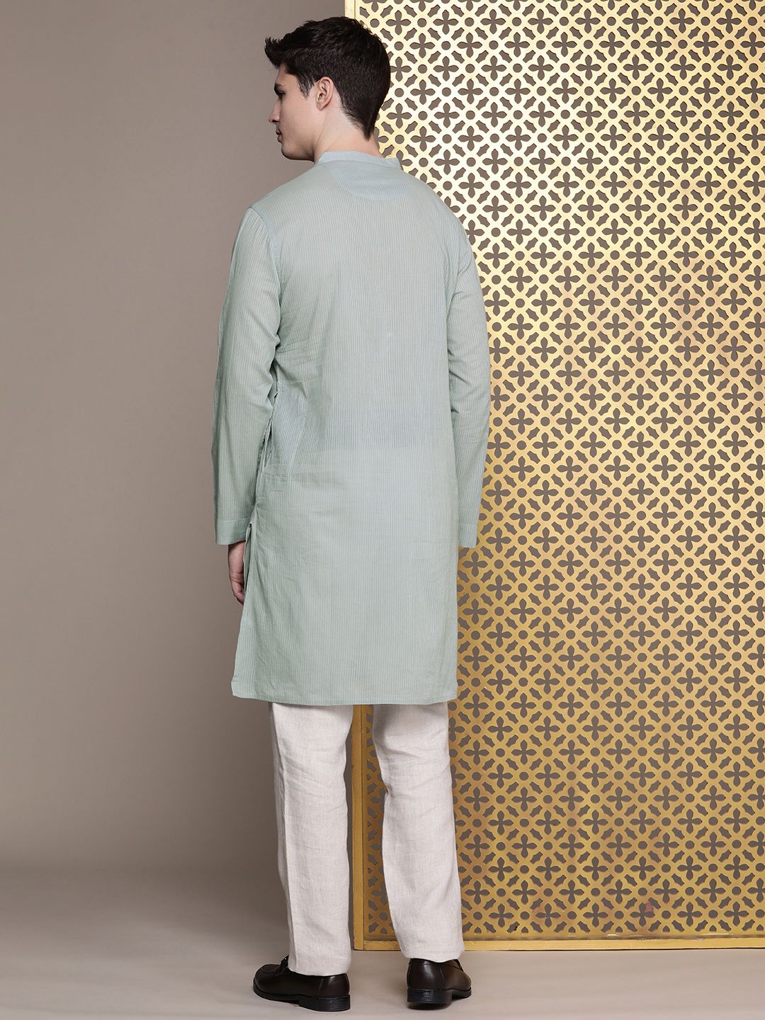 House of Pataudi Pure Cotton Chikankari Embroidered Jashn Kurta