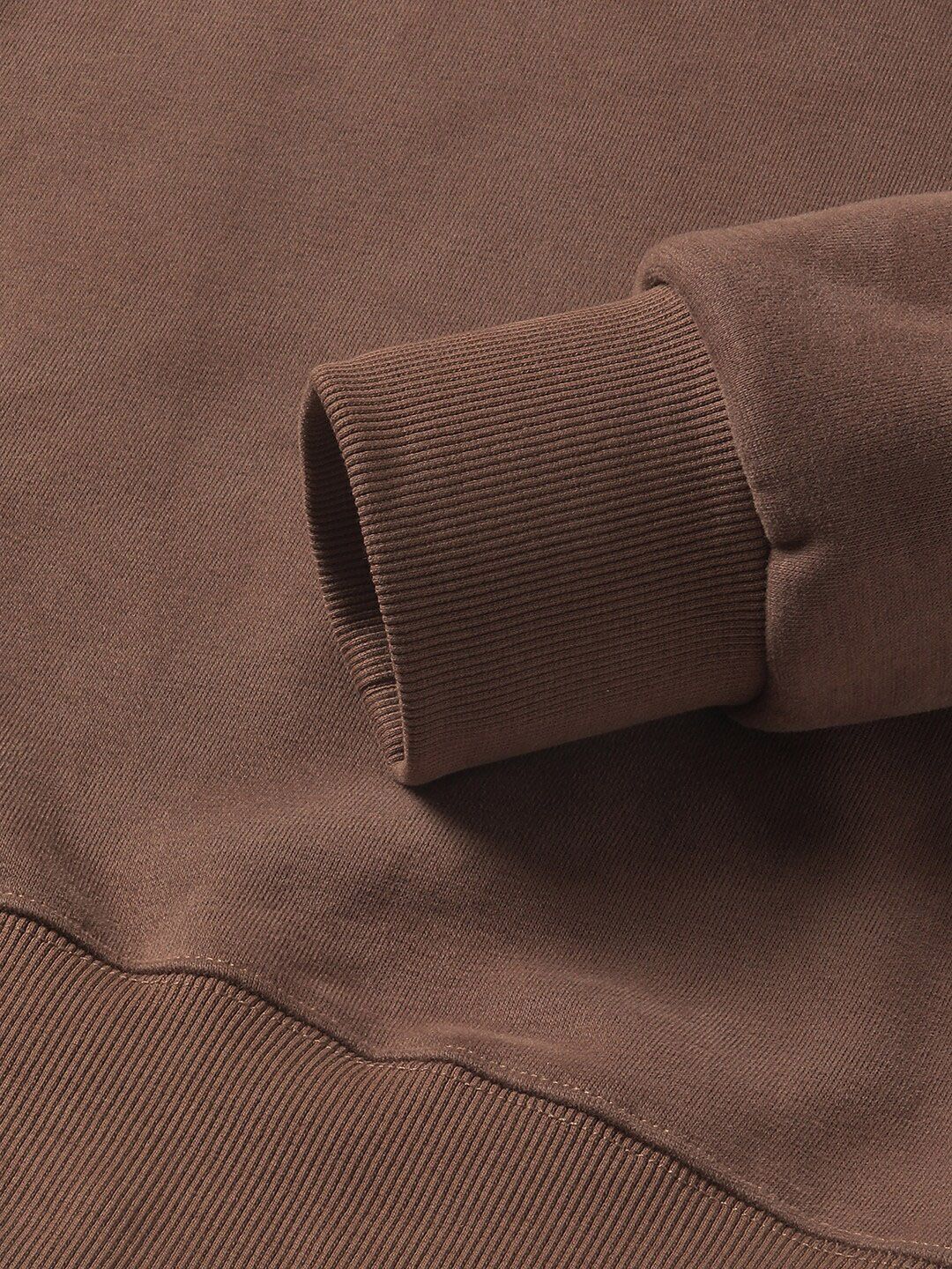 THE BEAR HOUSE Graphic Printed Pullover Sweatshirt