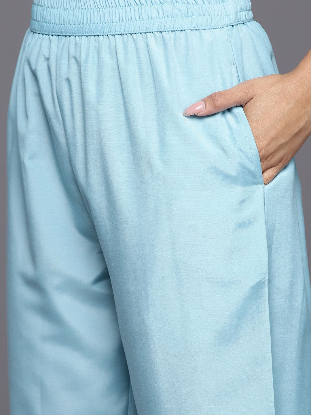 Libas Ethnic Motifs Regular Kurta with Trousers & Dupatta