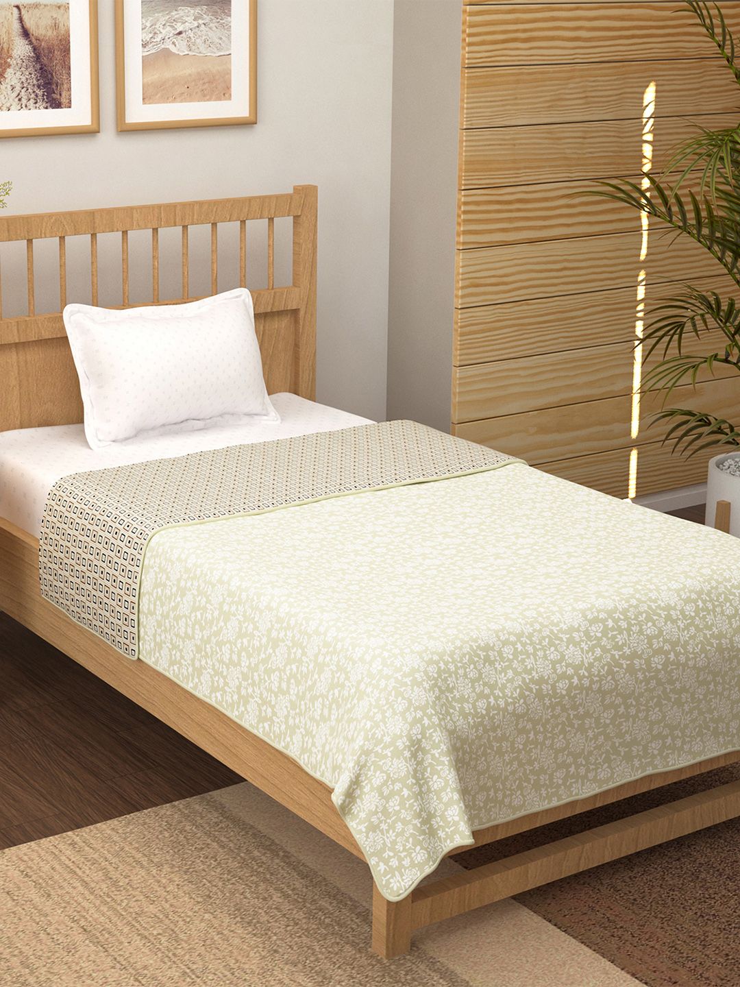 Story@home Beige Printed AC Room 150 GSM Reversible Cotton Single Bed Dohar