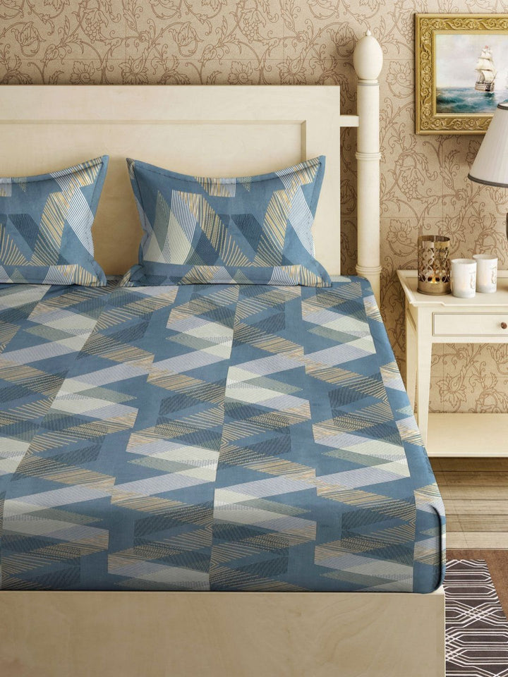 KLOTTHE Turquoise Blue 300 TC Fitted Double Bedsheet with 2 Pillow Covers-250 x 225 cm