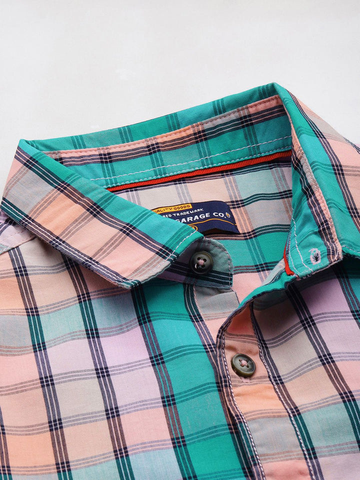 The Indian Garage Co Men Slim Fit Opaque Checked Casual Shirt