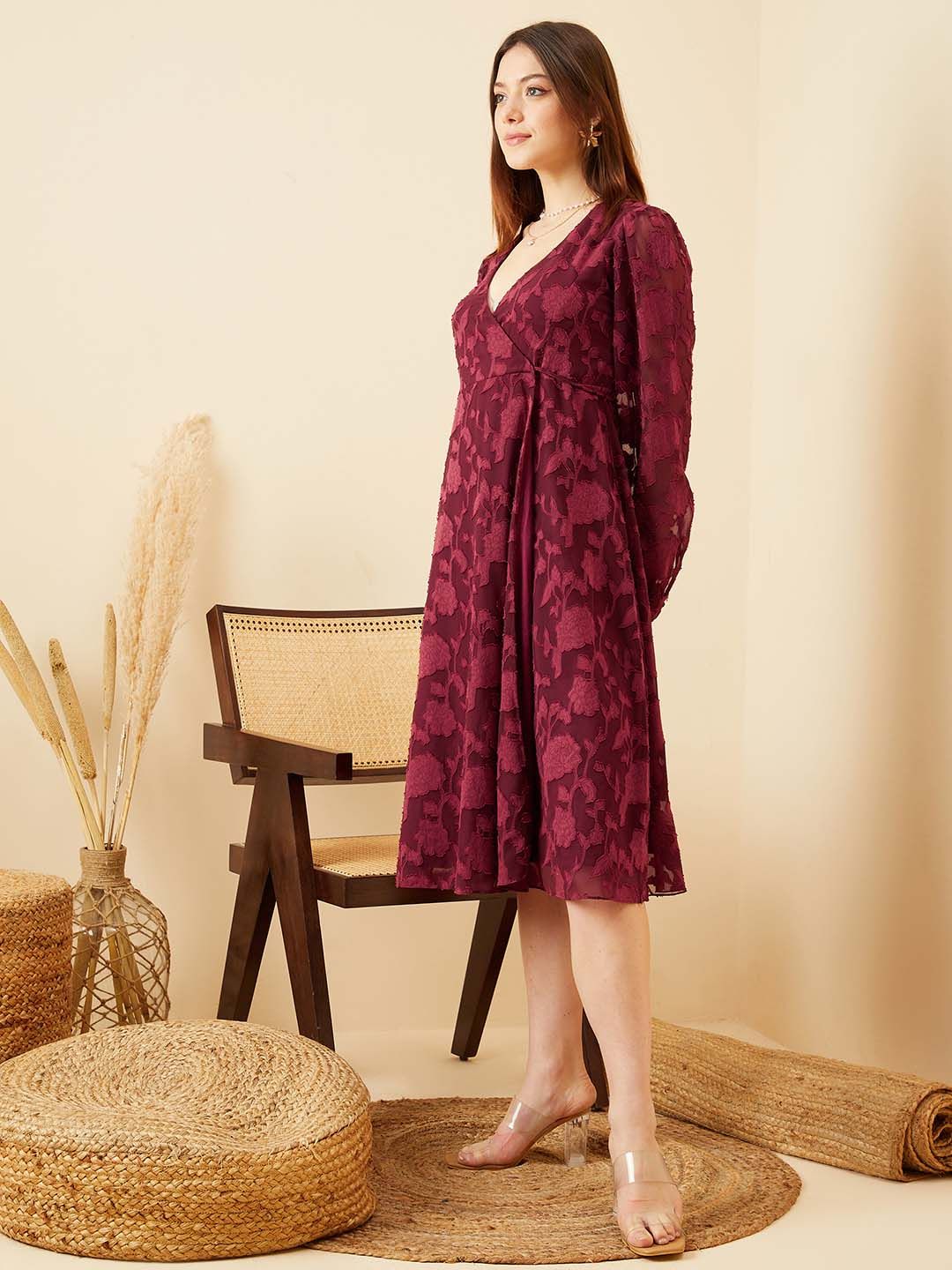 Berrylush Maroon Bishop Sleeve Layered Jacquard Midi Dress