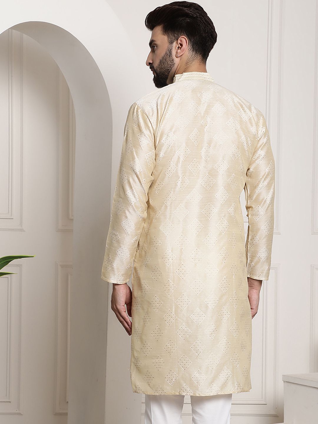 SOJANYA Geometric Jacquard Kurta