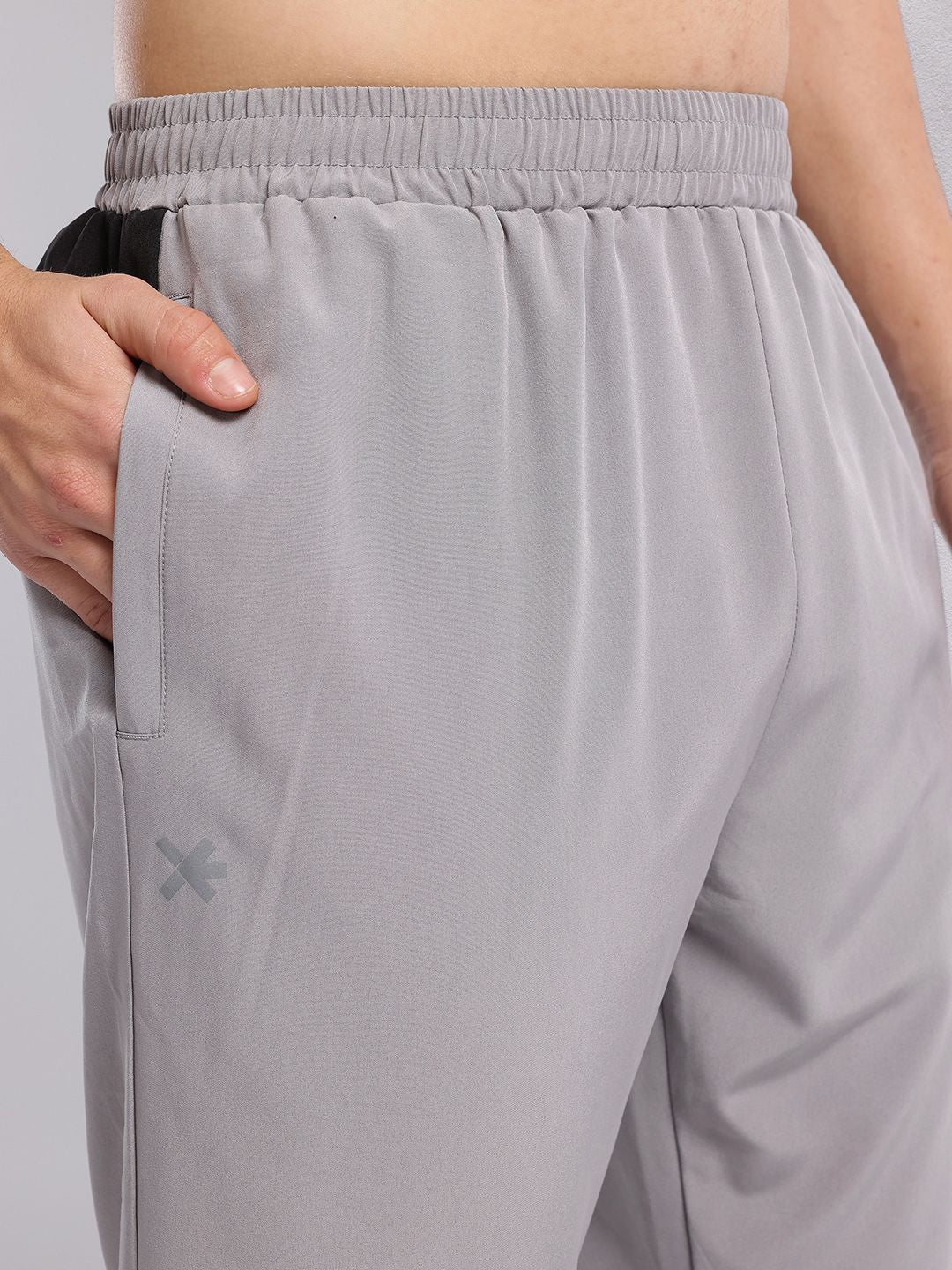 HRX by Hrithik Roshan Men Contrast Panel Running Joggers