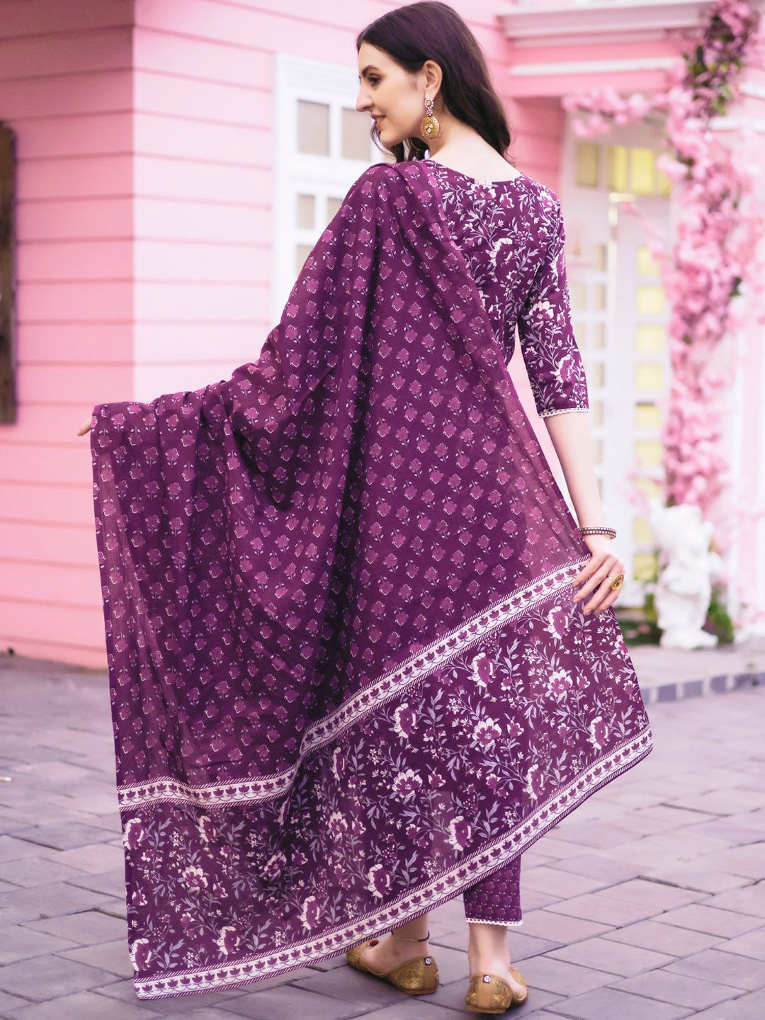 KALINI Floral PrintedKurta With Trousers & Dupatta