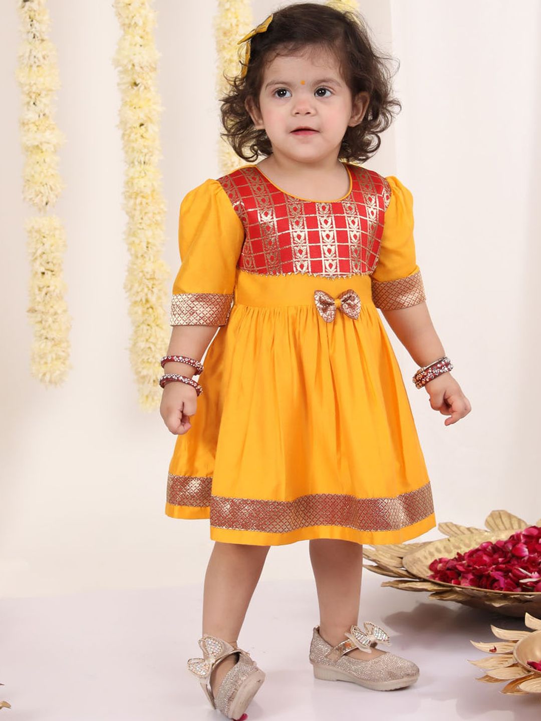 VASTRAMAY Infant Girls Self Design Bow Fit & Flare Ethnic Dress