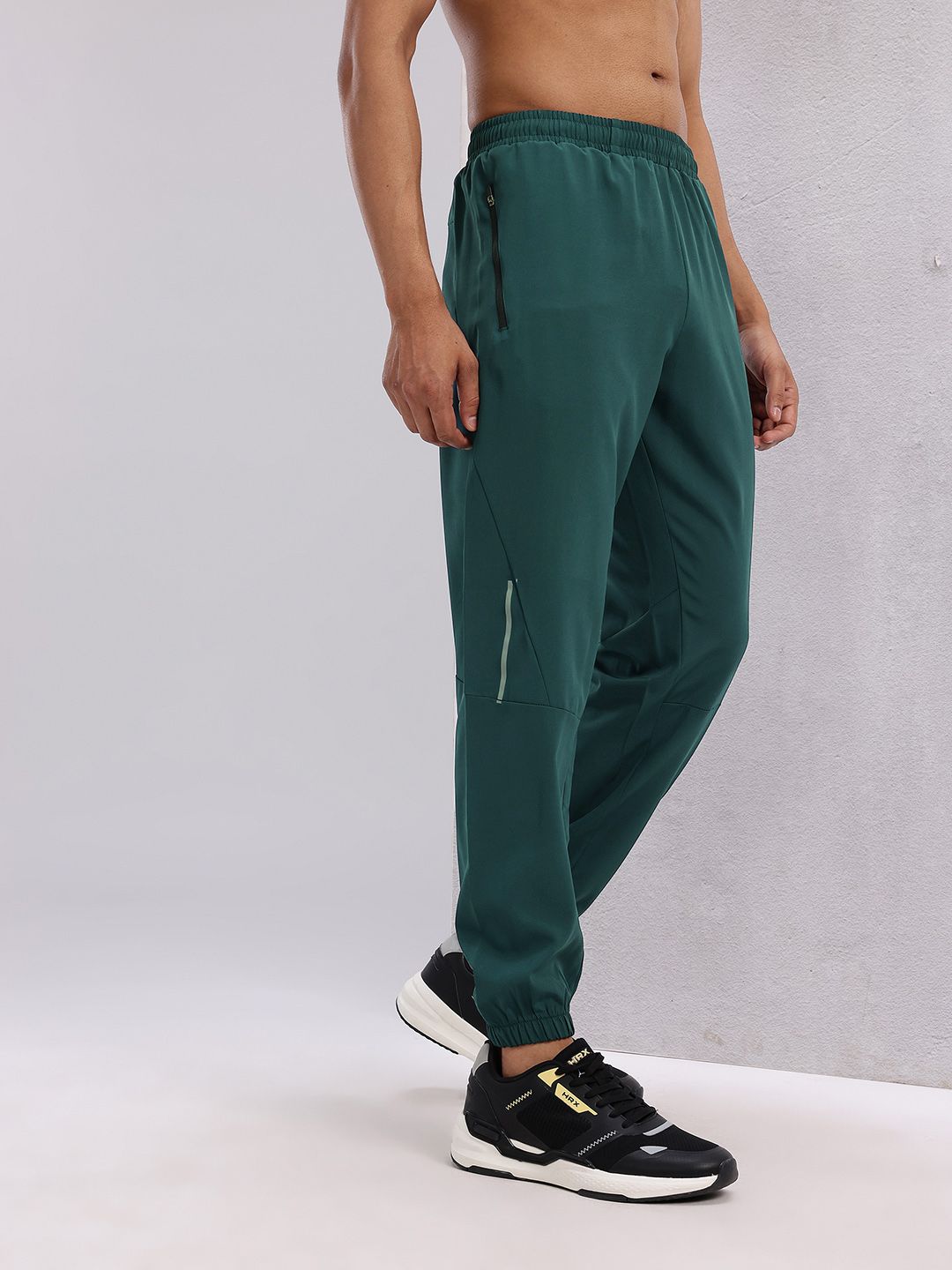HRX by Hrithik Roshan Men Brand Logo Print Mid-Rise Training Joggers