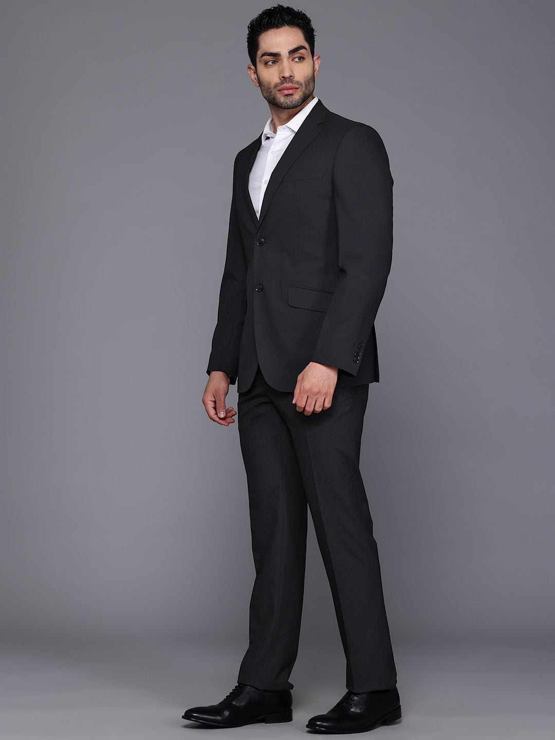 Raymond Contemporary Fit Single-Breasted 2-Piece Formal Suit