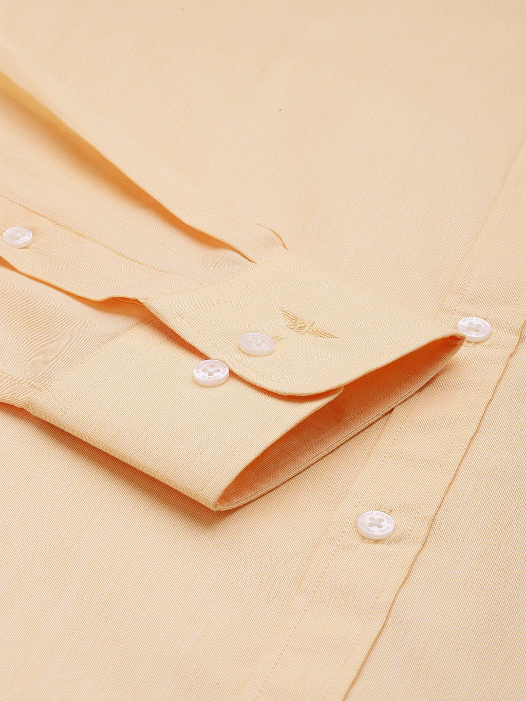 Park Avenue Slim Fit Cutaway Collar Formal Shirt